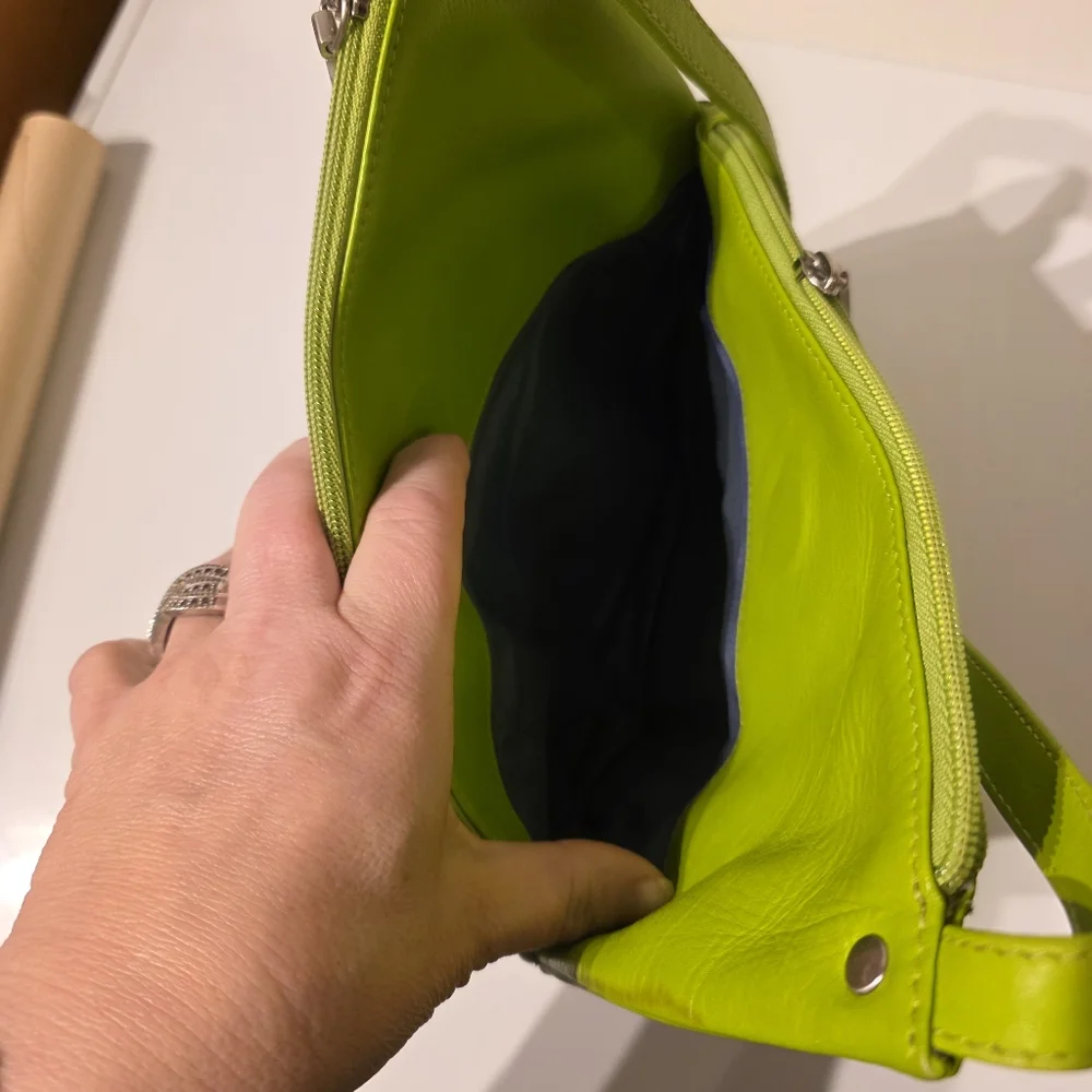 HOBO International Lime Green Leather Shoulder Bag Top Zip Vintage